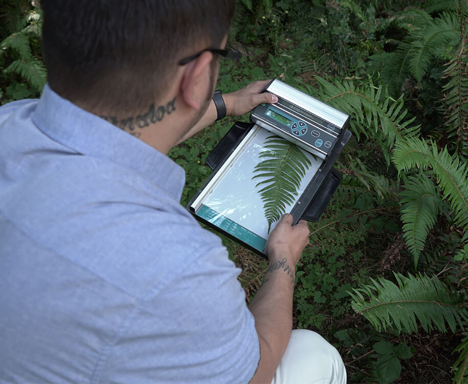 CI-202 Portable Laser Leaf Area Meter thumbnail 3