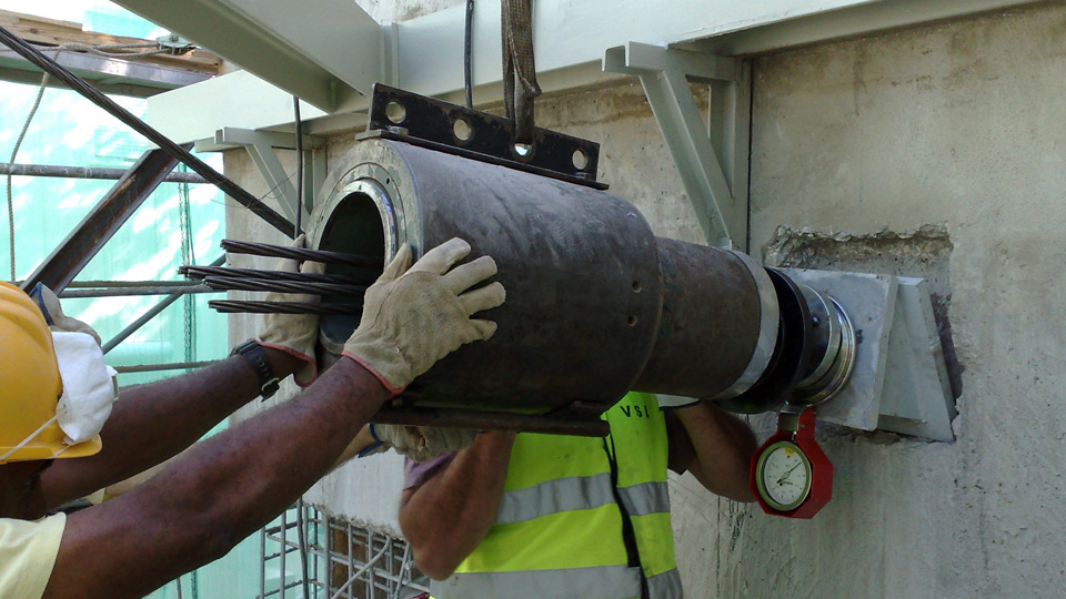 Hydraulic Anchor Load Cells thumbnail 2