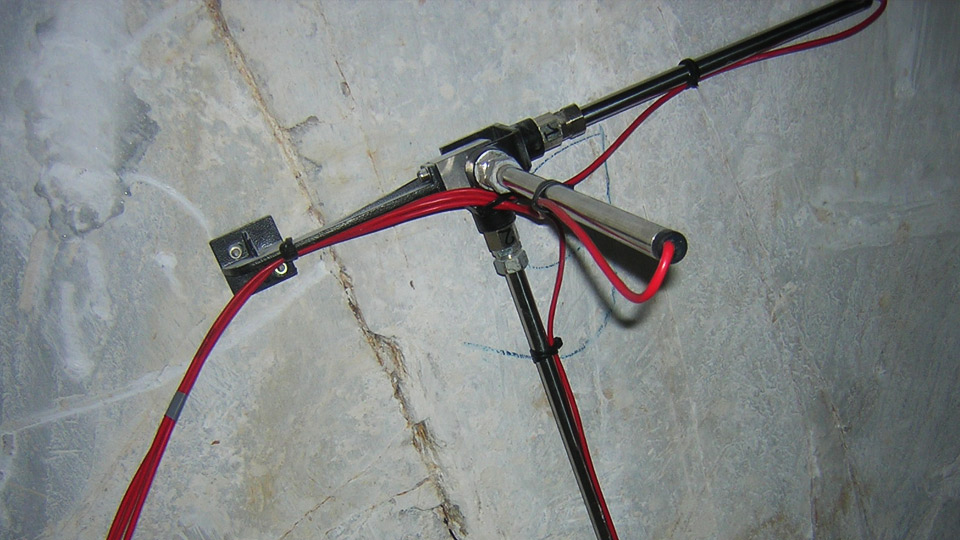 Mechanical crackmeter — image 3