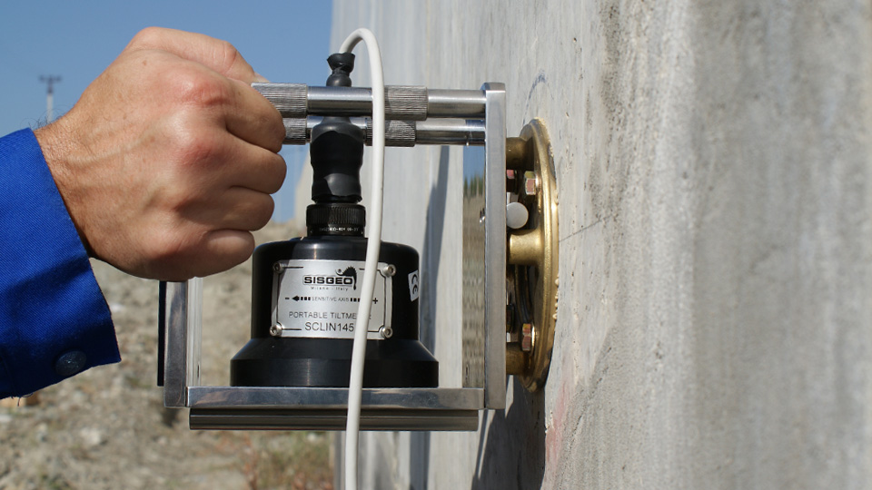 Tilli Portable Tiltmeter thumbnail 3